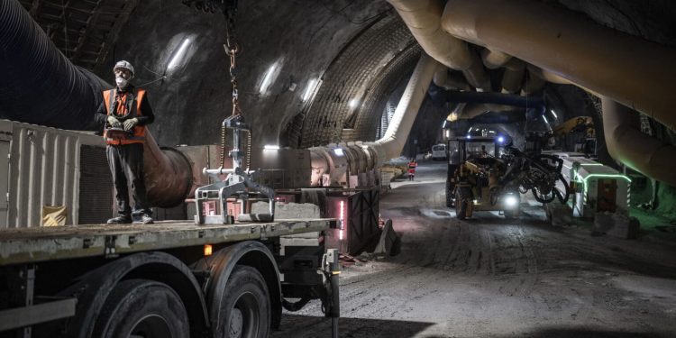 Francia frena sulla Tav. Salvini chiede chiarezza ma Parigi precisa: “Nulla di deciso”