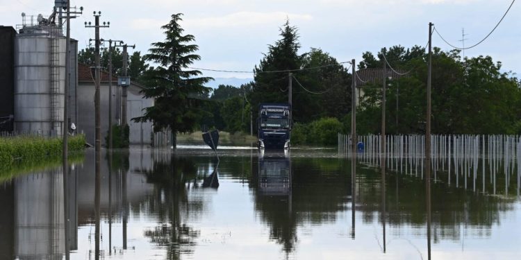 Maltempo, Enel riduce a 10mila le utenze senza elettricità in Emilia-Romagna