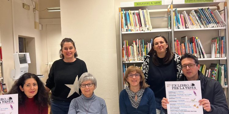 Suzzara, un libro per la testa: tutto inizia con l’investitura