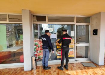 Rissa a sprangate fuori dal kebab, arriva la chiusura disposta dal Questore