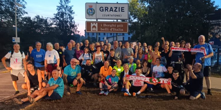 Oltre 100 persone a piedi nella notte da Casaloldo per raggiungere le Grazie