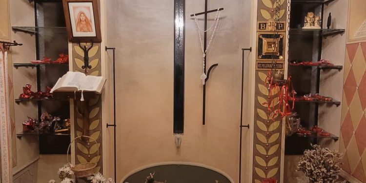 Volta Mantovana, presepe nel tempietto mariano dei Bezzetti