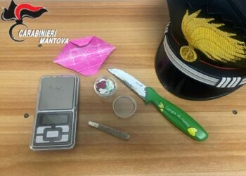 Aggressiva nei confronti della madre: denunciata una 17enne