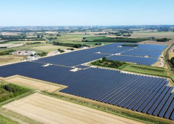 Fs verso autoproduzione di energia: bando da 130 milioni per 20 fotovoltaici