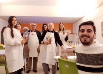 Per Natale un centinaio di volontari alla mensa di San Simone a Mantova