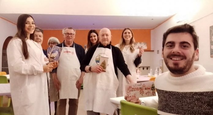 Per Natale un centinaio di volontari alla mensa di San Simone a Mantova