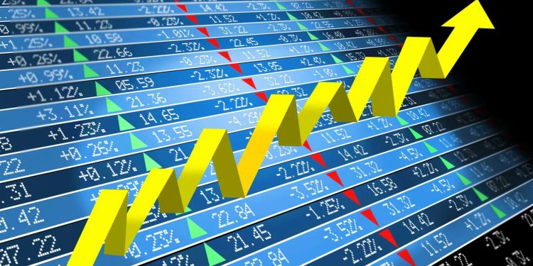 Imprese scaricano costi energetici su consumatori: rincari record da 25 anni