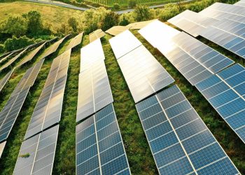 Poste lancia offerta luce e gas: elettricità da rinnovabili e prezzi bloccati 2 anni