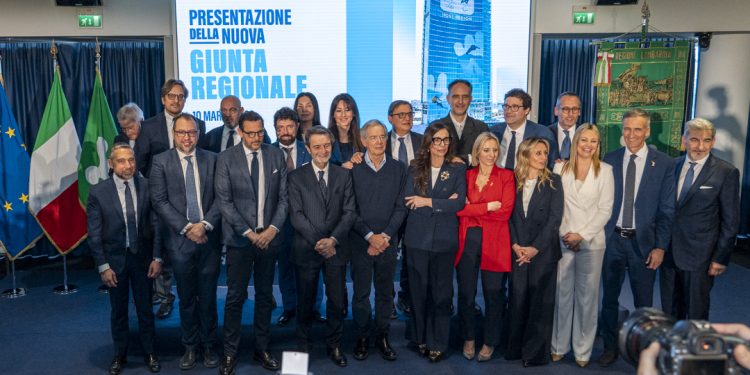 Ecco la nuova giunta di Fontana: Beduschi e Mazzali sono assessori