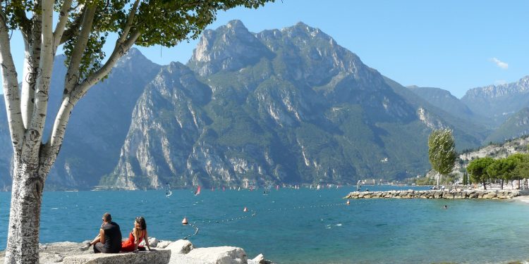 Gli ambientalisti si schierano contro la nuova ciclovia del Garda