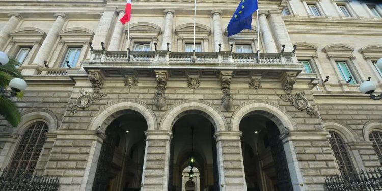 Bankitalia aumenta investimenti in azioni e obbligazioni green