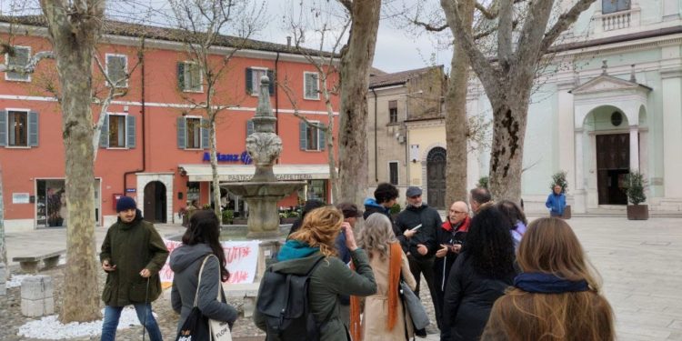Castiglione, il Collettivo gardesano autonomo lancia l’allarme: “Non ci sono case popolari”