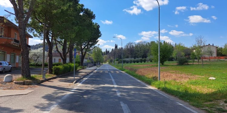 Fiamme in cucina durante la notte: in salvo madre con i due figli