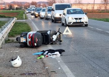 Schianto tra scooter e auto: gravissimo il 62enne Alberto Padovan di Castiglione