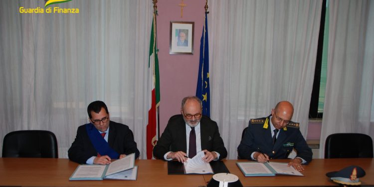 Accordo tra Finanza e Provincia per prevenire truffe e illeciti sui fondi Pnrr