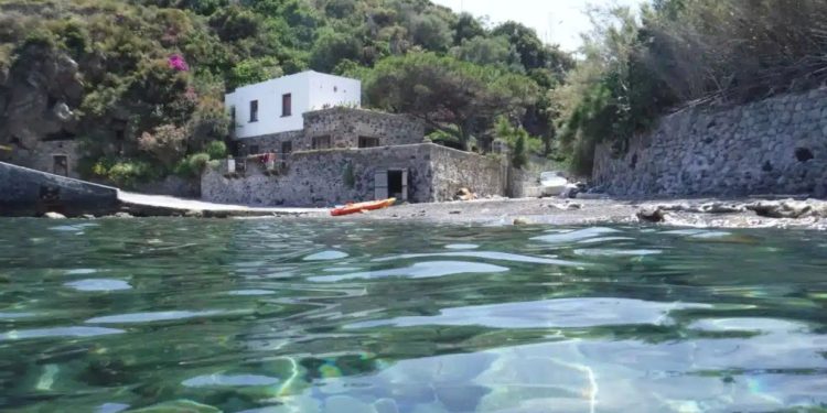 Italia regina delle Bandiere Blu: premiati 226 Comuni, Liguria e Puglia in testa