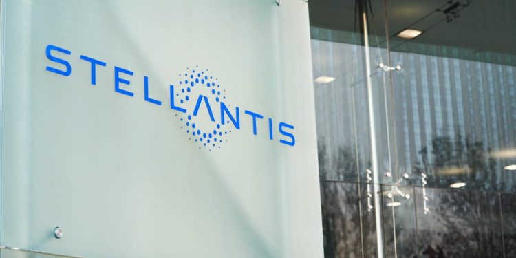 Stellantis, inizio 2023 da primato: 47,2 miliardi di ricavi e 9 nuove auto elettriche