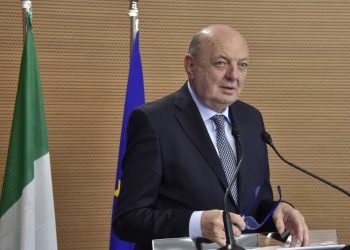 Nel 2022 volano le rinnovabili. Pichetto: “Impegno economico senza precedenti”