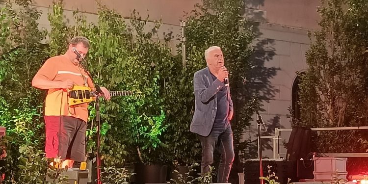 Grande successo per la Notte Bianca di Canneto sull’Oglio con Gene Gnocchi