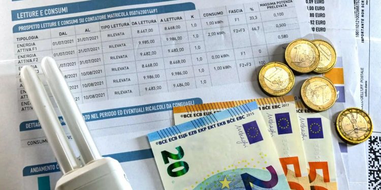 Via libera a dl Energia da 1,3 mld: confermati aiuti bollette, arriva bonus benzina