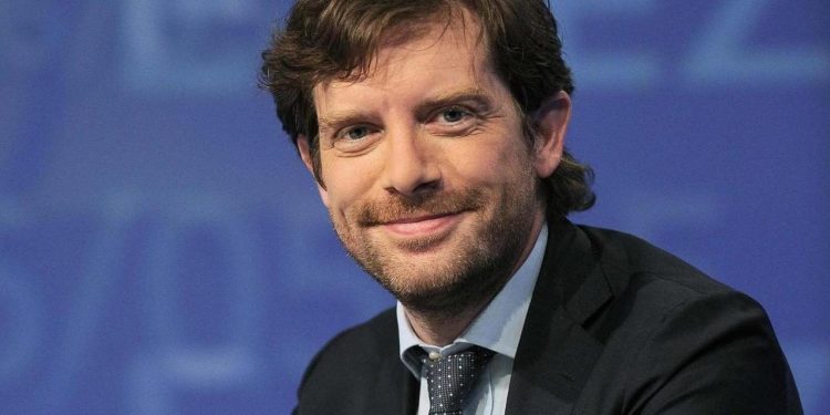 I giovani incontrano l’ex parlamentare Pippo Civati all’Arci Dallò