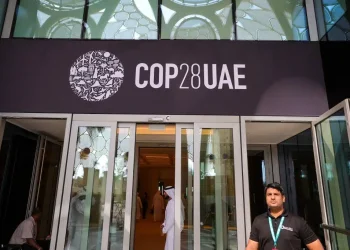 Dalla transizione energetica al fondo ‘perdite e danni’: i 5 nodi della Cop28 che si apre domani a Dubai