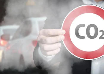 Le emissioni di CO2 della Cina diminuiranno nel 2024 grazie alle rinnovabili