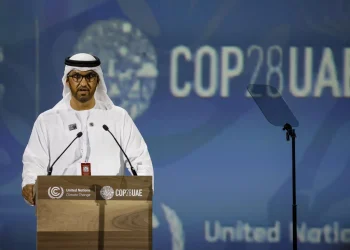 Presidente Cop28 replica alle polemiche: “Rispetto la scienza, inevitabile abbandonare combustibili fossili”