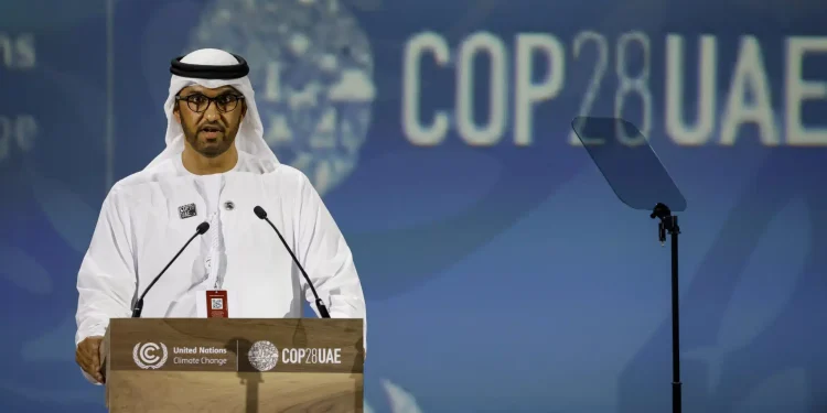 Presidente Cop28 replica alle polemiche: “Rispetto la scienza, inevitabile abbandonare combustibili fossili”