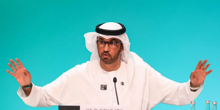 Cop28, Al Jaber: il boss del petrolio che plaude all’inizio della fine dei combustibili fossili
