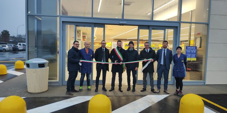 Canneto sull’Oglio, aperto il nuovo discount In’s