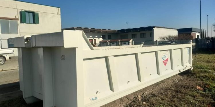 A Ceresara e frazioni nuovi cassoni per la raccolta degli sfalci