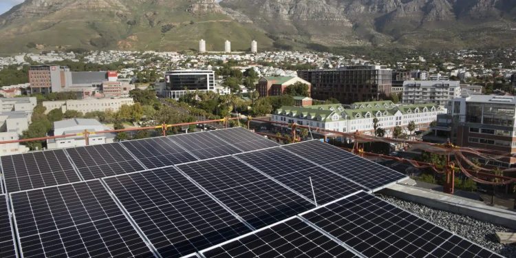 Da Parlamento Ue monito a ‘fare di più’ per energia sostenibile in Africa