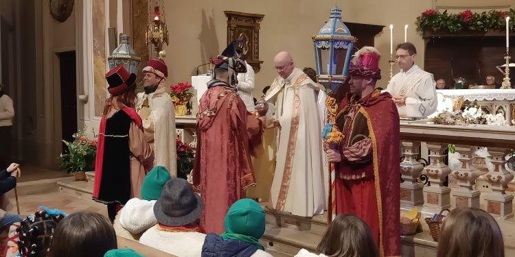 Canneto sull’Oglio, successo per la tradizionale sfilata dei Re Magi