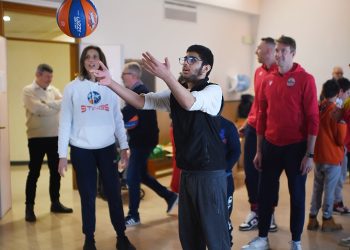 Curtatone, gli Stings in visita alla Casal del Sole