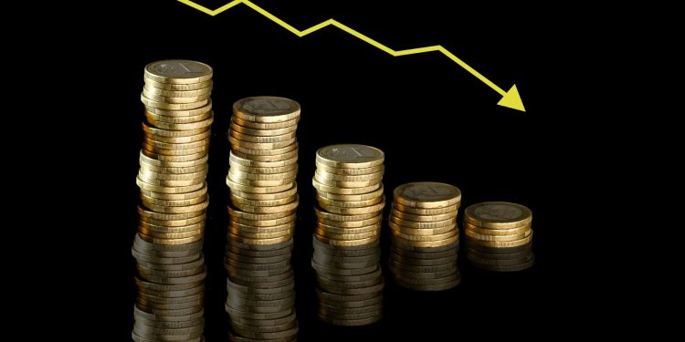 La recessione in Europa si allontana, l’inflazione resta