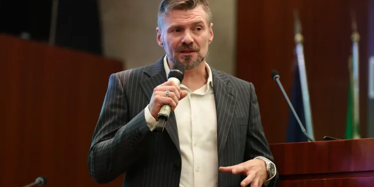 Vajani (Aries Tech): “Intelligenza artificiale riduce consumi energia e rivoluziona Pa”