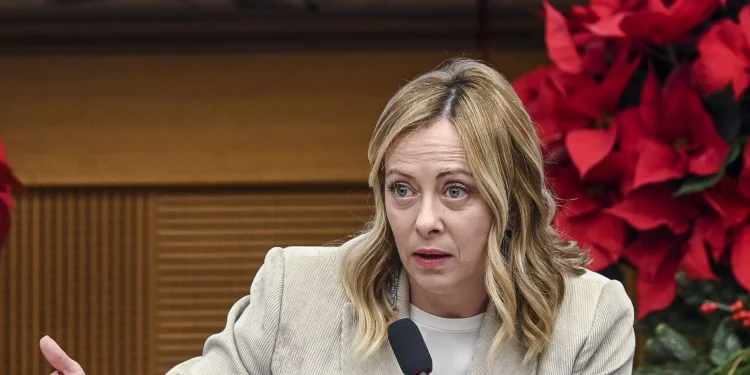 Meloni: “Piano Mattei più avanti di quanto sembri, sia modello per altri Paesi”