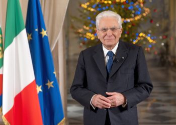 Mattarella: “Giovani disorientati da mondo debole nel contrastare crisi ambientale sempre più minacciosa”