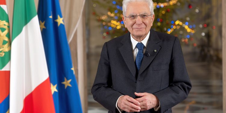 Mattarella: “Giovani disorientati da mondo debole nel contrastare crisi ambientale sempre più minacciosa”