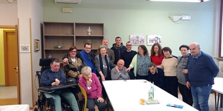 Dall’associazione i fondi per Anffas per ritinteggiare le pareti dei centri di Sacca