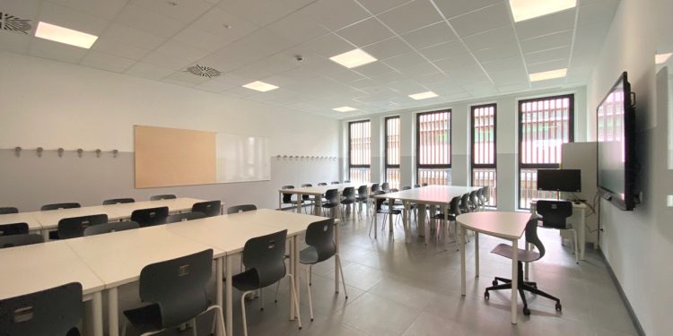 Don Milani di Montichiari, inaugurato il nuovo edificio da oltre 3 milioni di euro