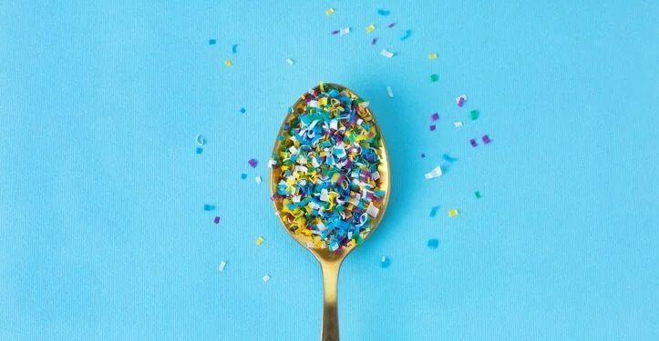 Allarme degli scienziati: “Le microplastiche favoriscono le metastasi dei tumori”