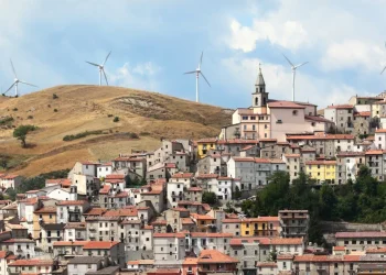 Abruzzo al voto, sfida a due tra Marsilio e D’Amico: le proposte ‘green’