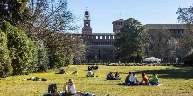 Vivere in una strada ‘verde’ aiuta a dormire più a lungo