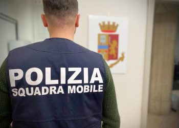Gli trovano oltre un chilogrammo di stupefacenti: arrestato dalla Mobile