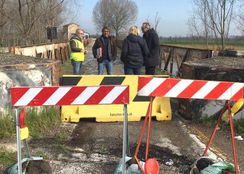 Acquanegra, con il drone per il sopralluogo allo storico ponte