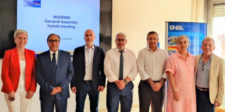 Boniotti (Medener): “Investire in efficienza energetica”. Ue: “Garanzie per nord Africa”