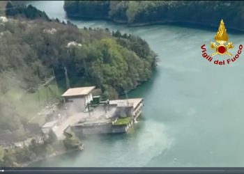 Esplosione alla centrale elettrica sull’Appennino bolognese: feriti e dispersi
