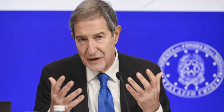 Campi Flegrei, Musumeci: Piano evacuazione nei prossimi giorni. Escluso Sismabonus